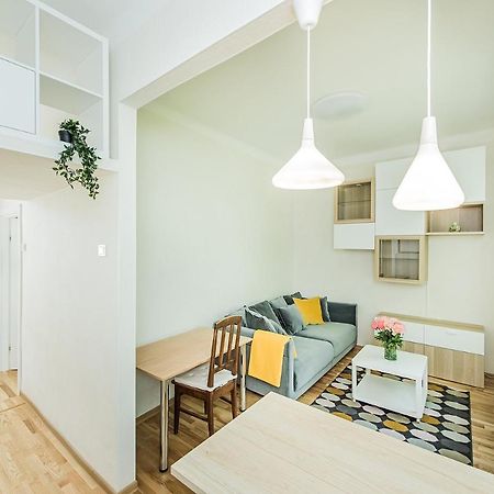 Lovely 1-Bedroom Apartment In Kaunas Old Town Esterno foto