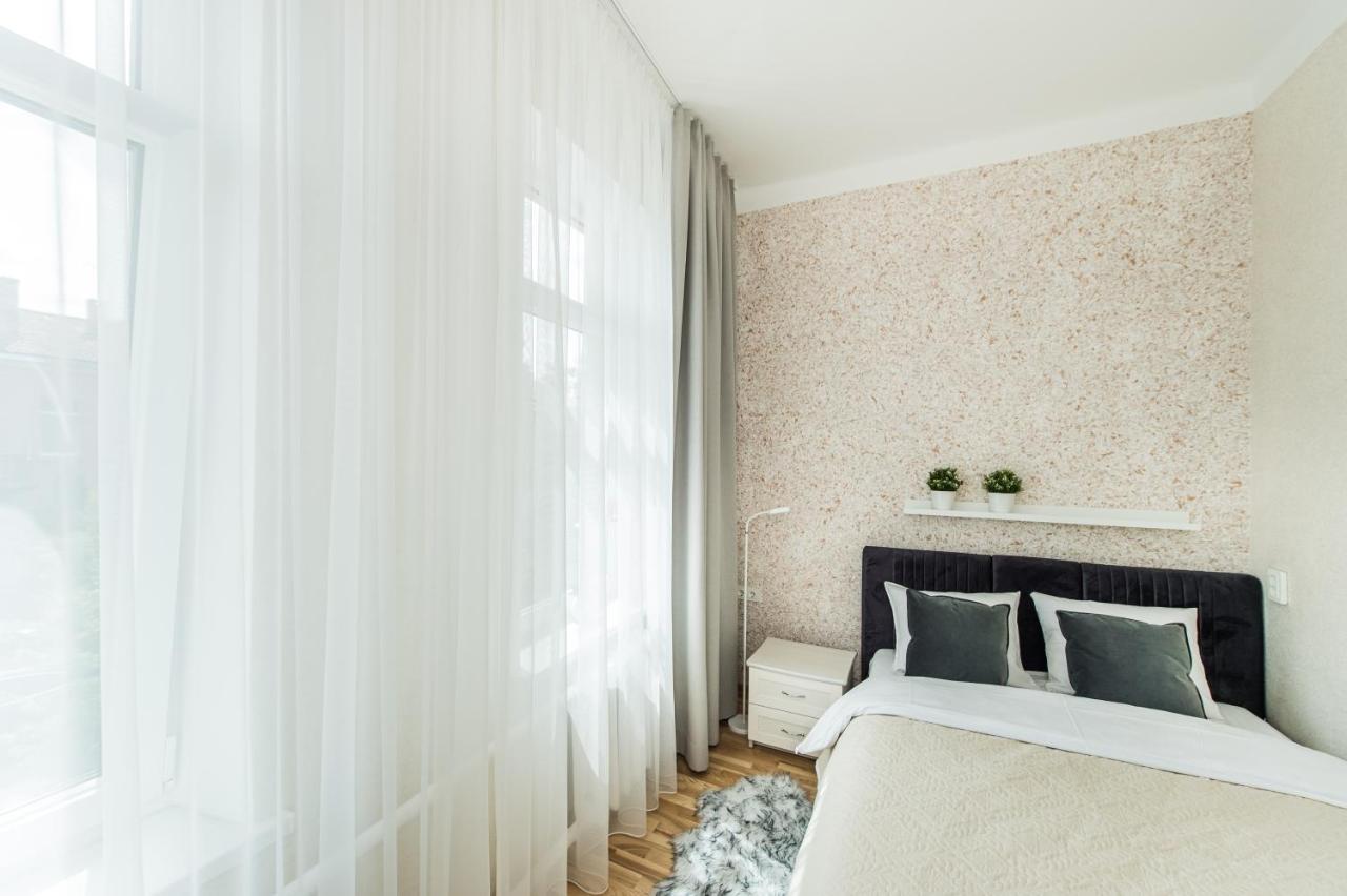 Lovely 1-Bedroom Apartment In Kaunas Old Town Esterno foto