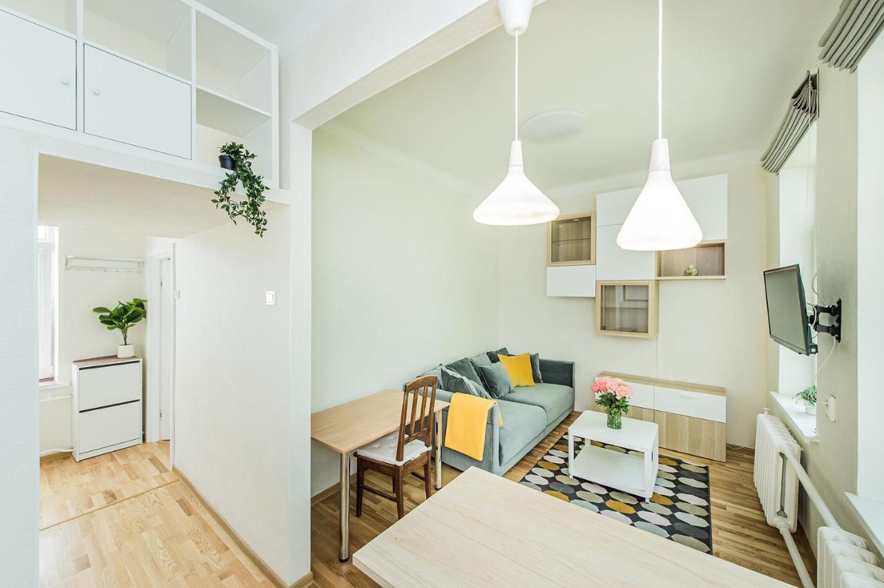 Lovely 1-Bedroom Apartment In Kaunas Old Town Esterno foto