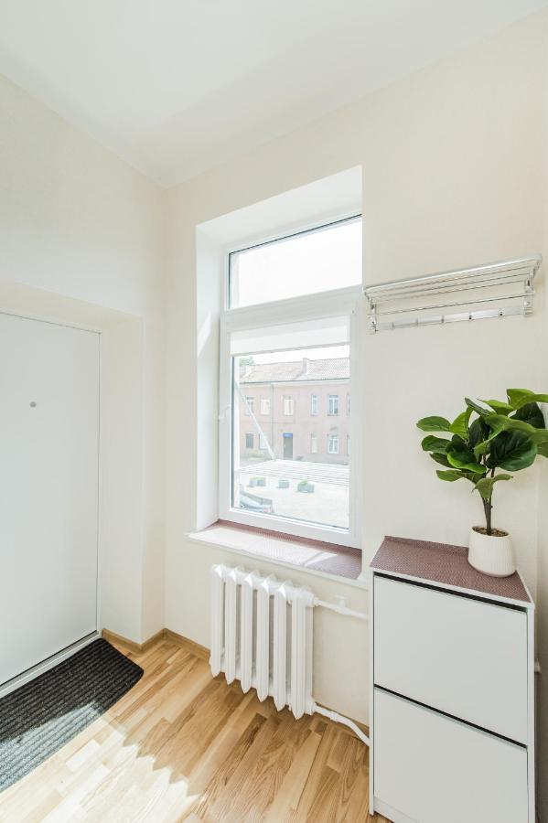 Lovely 1-Bedroom Apartment In Kaunas Old Town Esterno foto
